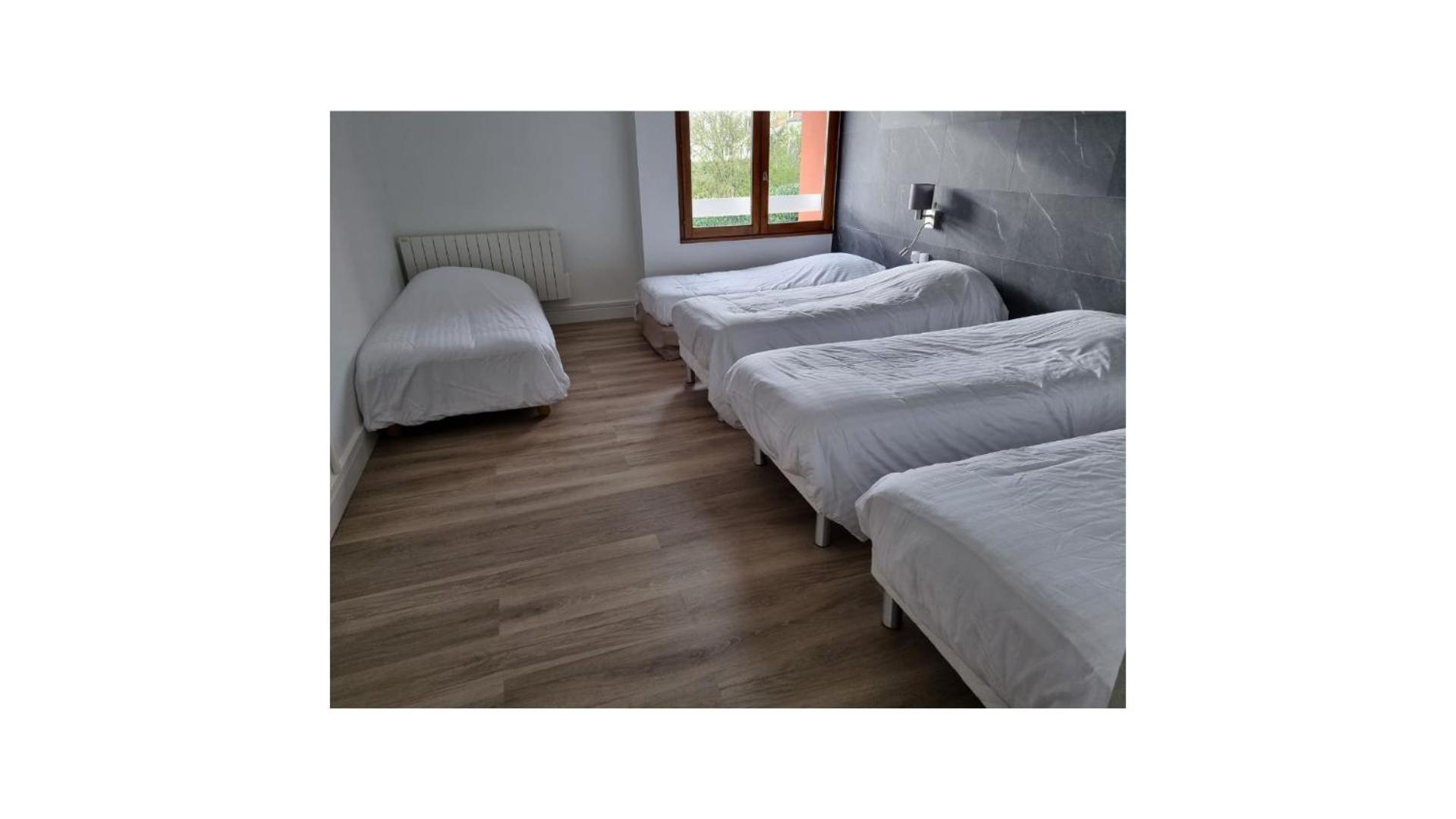 Hotel Du Cheval Blanc Cerizay Εξωτερικό φωτογραφία